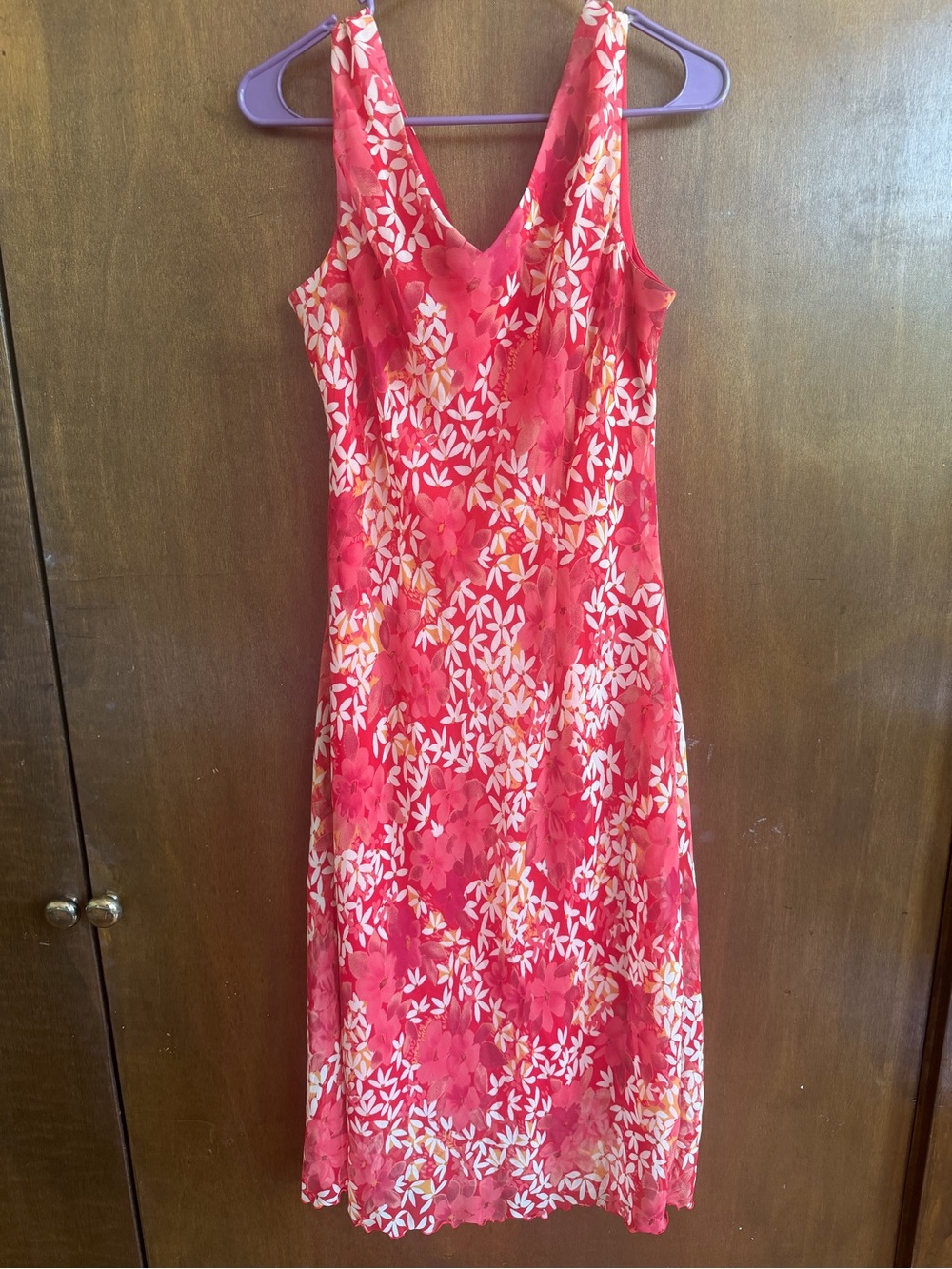 Sleeveless Red Floral Midi Dress with V-Neck